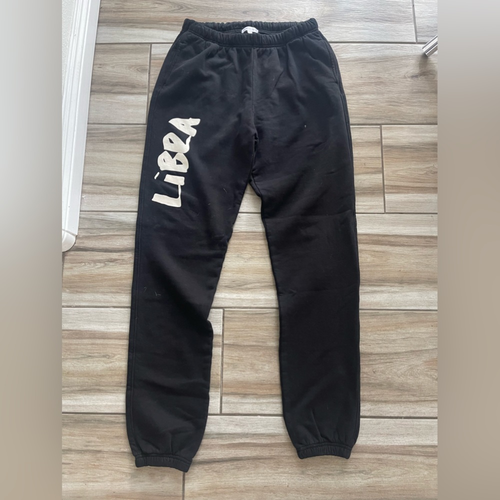 Good American Libra Sweats